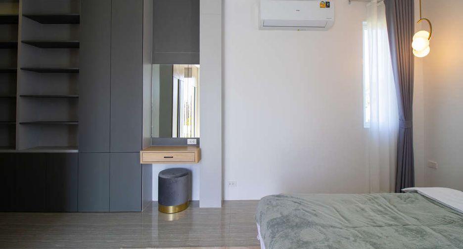 For sale 6 bedrooms house in San Sai, Chiang Mai