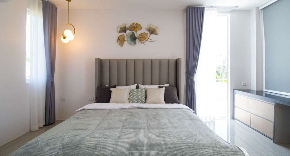 For sale 6 bedrooms house in San Sai, Chiang Mai
