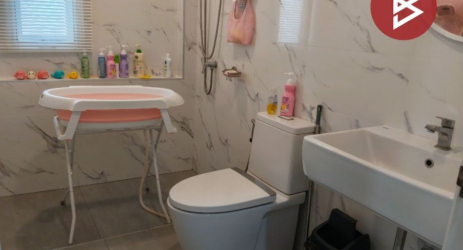 For sale 3 ベッドルーム house in Sai Mai, Bangkok