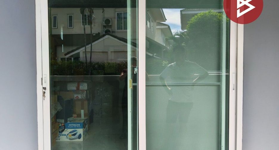 For sale 3 ベッドルーム house in Sai Mai, Bangkok
