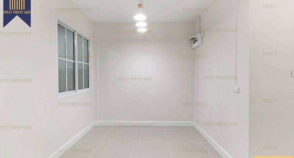 Reihenhaus zum Kauf mit 3 Zimmer in Bang Bua Thong, Nonthaburi