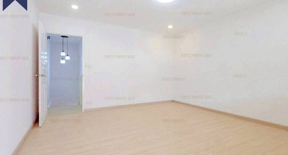 Продажа 2 спальни таунхаус в Mueang Nonthaburi, Нонтабури