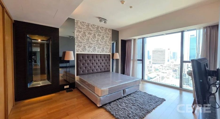 Condo en venta de 3 habitaciones en Sathon, Bangkok