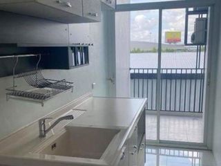 For sale 1 bed condo in Si Racha, Chonburi