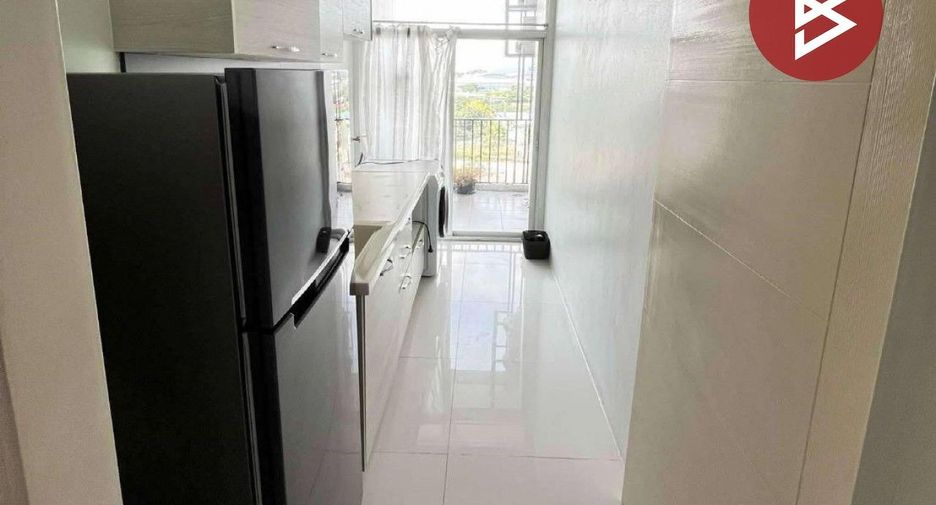 For sale 1 bed condo in Si Racha, Chonburi