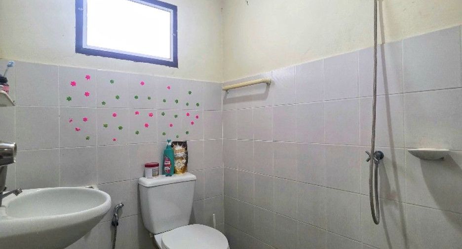 Casa adosada en venta de 2 habitaciones en Bang Bo, Samut Prakan