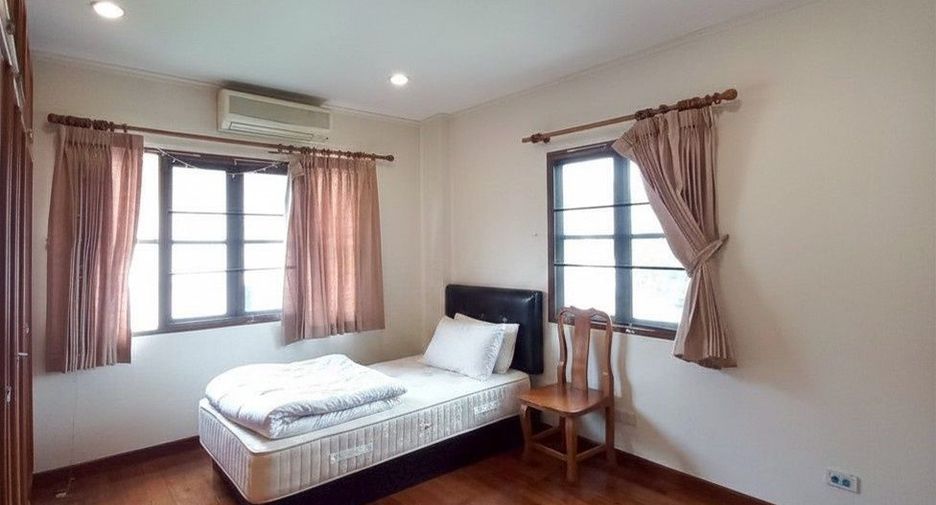 Casa en venta de 4 habitaciones en Lam Luk Ka, Pathum Thani