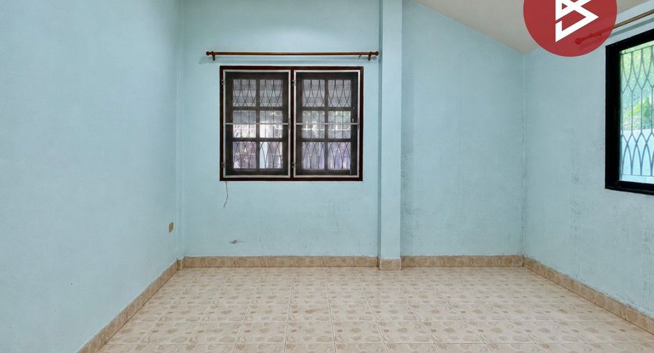 For sale 3 bedrooms house in Si Racha, Chonburi