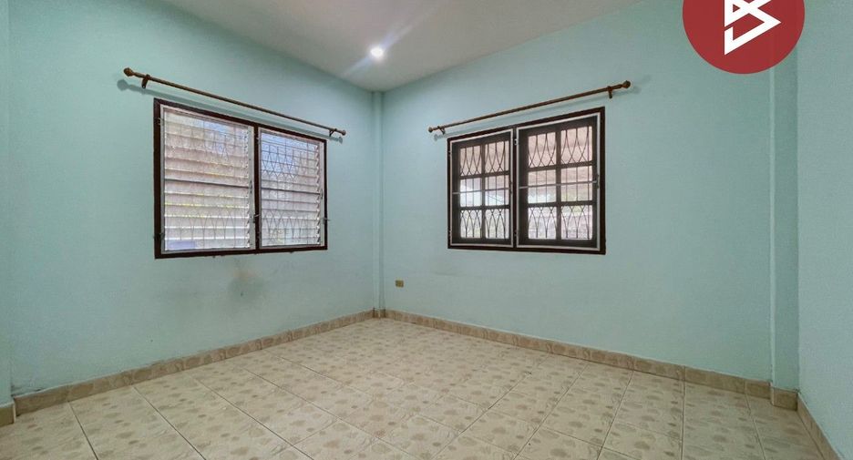 For sale 3 bedrooms house in Si Racha, Chonburi