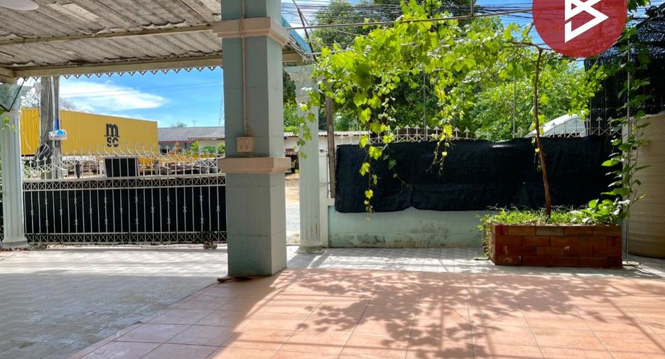 For sale 3 bedrooms house in Si Racha, Chonburi