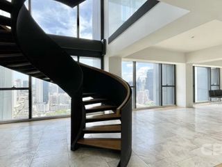 For sale 4 bedrooms condo in Sathon, Bangkok
