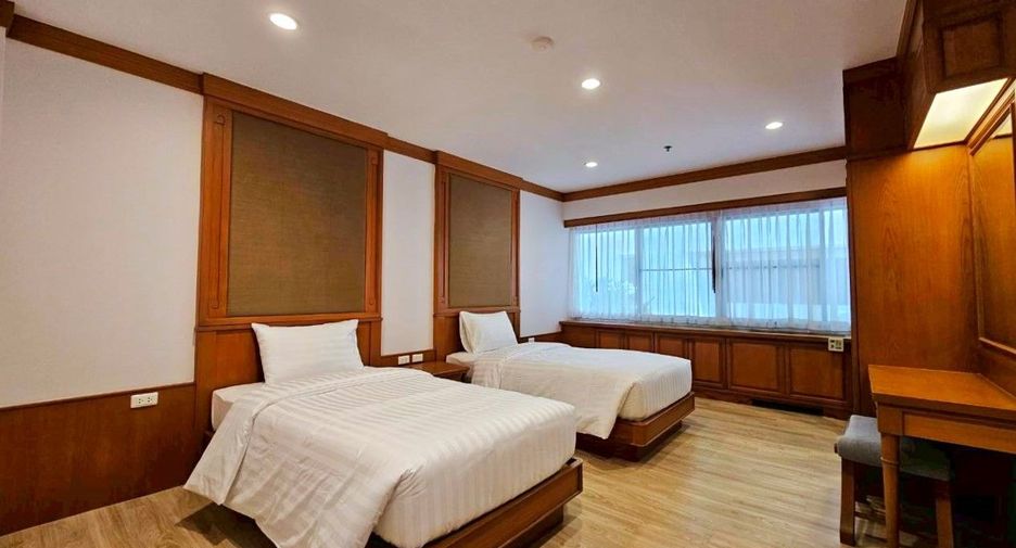 Apartamento en alquiler de 3 habitaciones en Khlong Toei, Bangkok