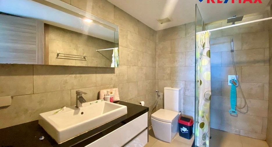 For sale 1 bed condo in Sattahip, Chonburi
