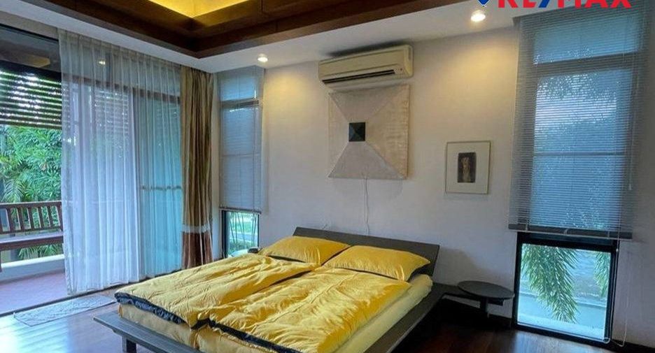 For sale 3 bedrooms house in East Pattaya, Pattaya