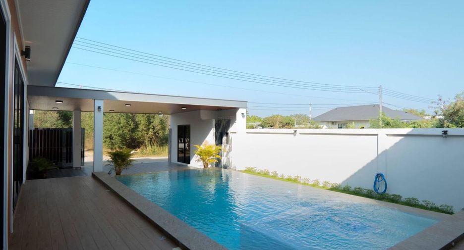 For sale 3 bedrooms villa in Sattahip, Chonburi
