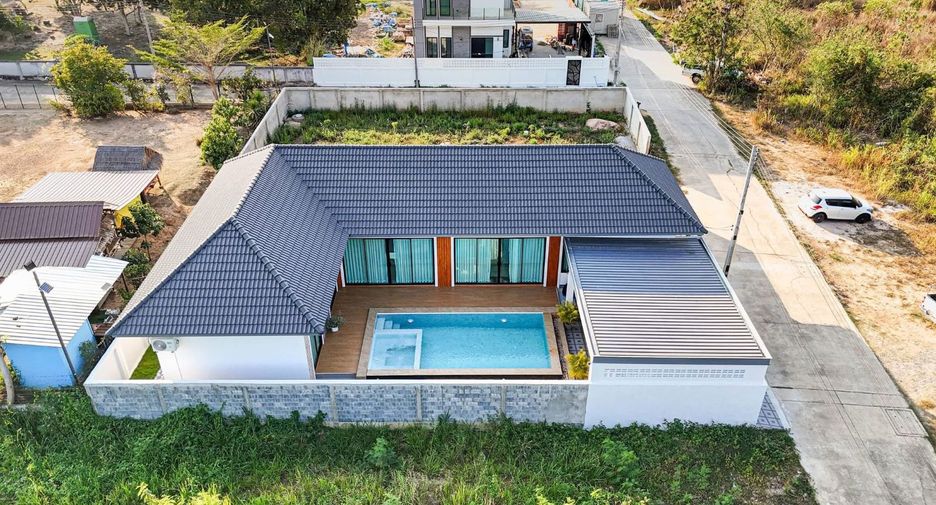 For sale 3 bedrooms villa in Sattahip, Chonburi