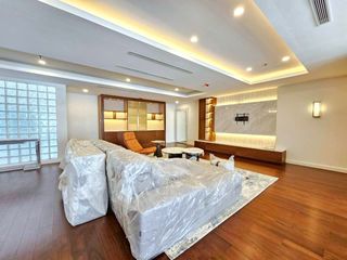 À louer 3 chambres appartement à Khlong Toei, Bangkok