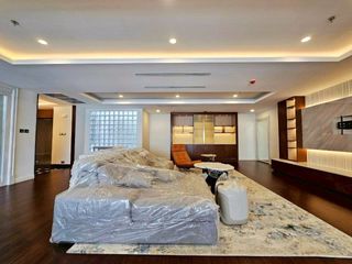 À louer 3 chambres appartement à Khlong Toei, Bangkok