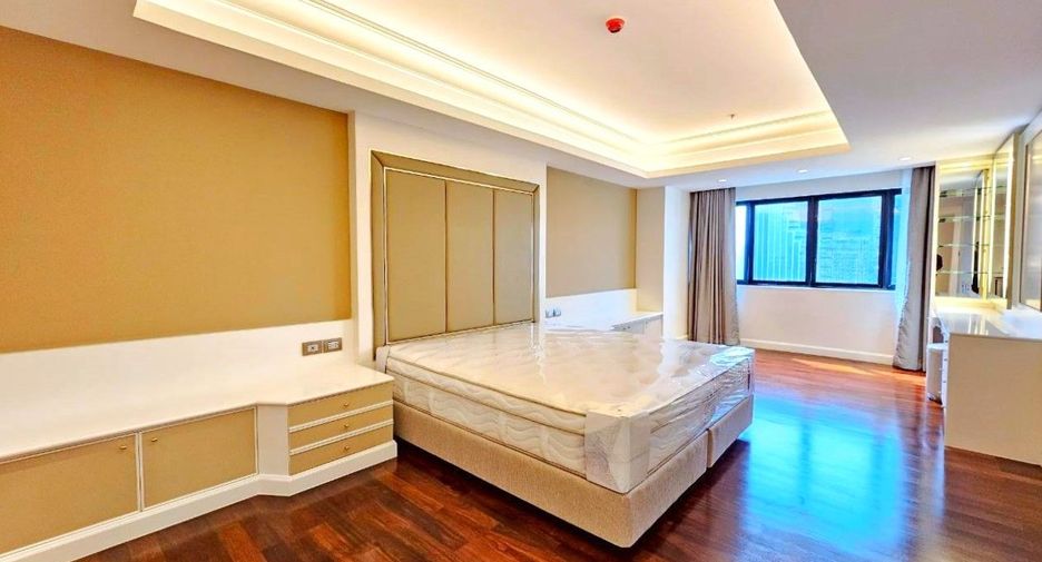 Apartment zur Miete mit 3 Zimmer in Khlong Toei, Bangkok