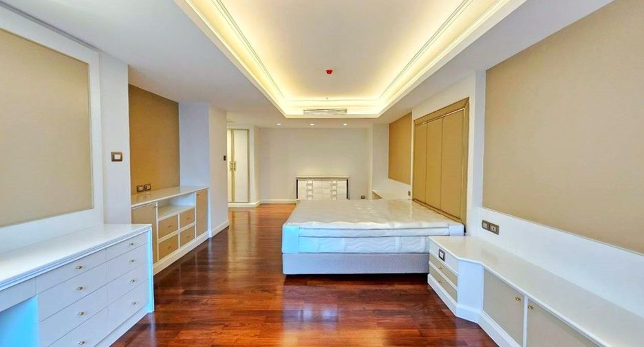 Apartment zur Miete mit 3 Zimmer in Khlong Toei, Bangkok