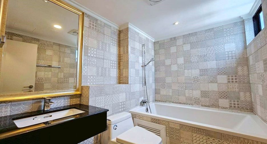Apartment zur Miete mit 3 Zimmer in Khlong Toei, Bangkok