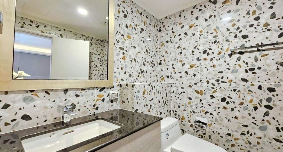 Apartment zur Miete mit 3 Zimmer in Khlong Toei, Bangkok