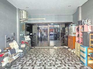 For sale 3 bedrooms townhouse in Mueang Samut Prakan, Samut Prakan