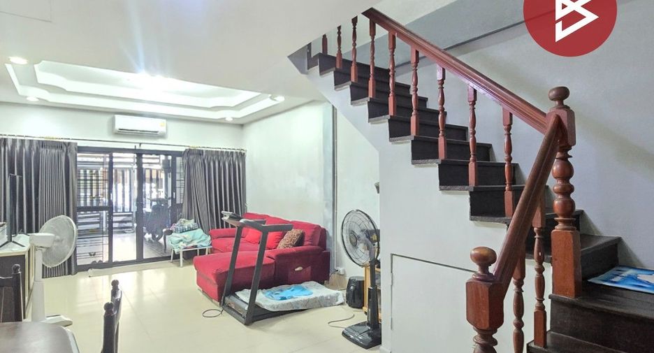 Reihenhaus zum Kauf mit 3 Zimmer in Mueang Samut Prakan, Samut Prakan