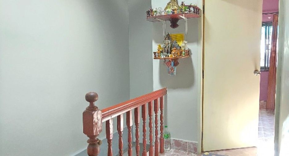 Reihenhaus zum Kauf mit 3 Zimmer in Mueang Samut Prakan, Samut Prakan