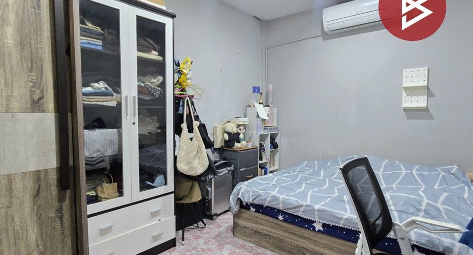 Reihenhaus zum Kauf mit 3 Zimmer in Mueang Samut Prakan, Samut Prakan
