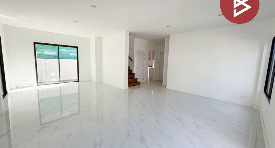 Casa en venta de 3 habitaciones en Bang Kruai, Nonthaburi