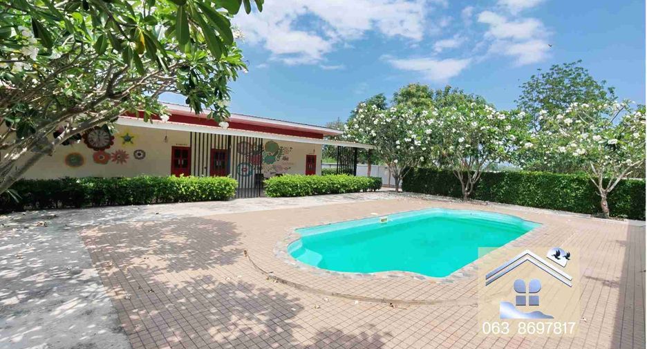 For sale そして for rent 20 ベッドルーム hotel in Cha Am, Phetchaburi