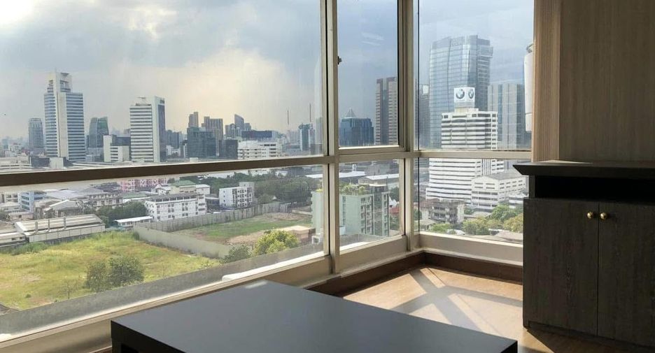 For sale 1 bed condo in Chatuchak, Bangkok