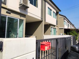 Reihenhaus zum Kauf mit 3 Zimmer in Bang Phli, Samut Prakan