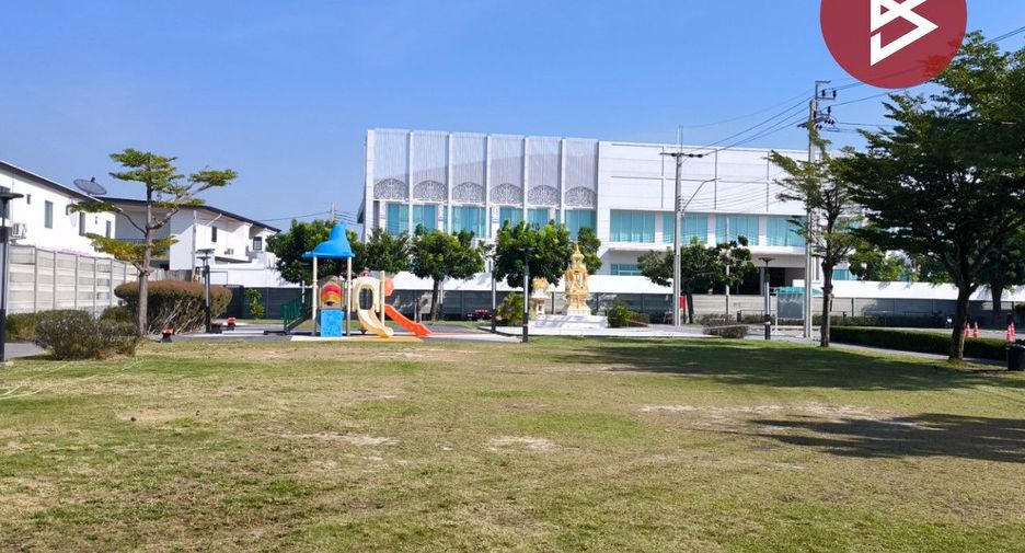Reihenhaus zum Kauf mit 3 Zimmer in Bang Phli, Samut Prakan