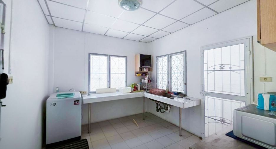 Haus zum Kauf mit 4 Zimmer in Thanyaburi, Pathum Thani