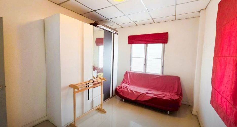 Haus zum Kauf mit 4 Zimmer in Thanyaburi, Pathum Thani