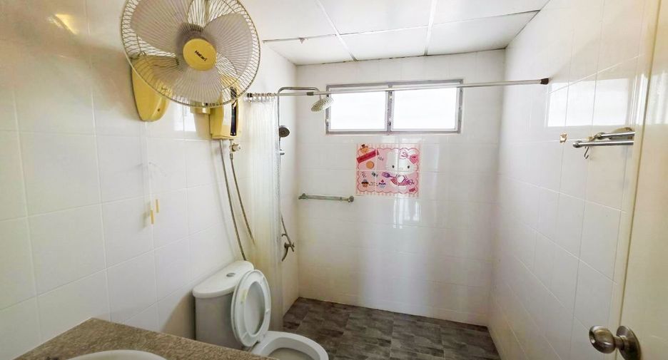 Haus zum Kauf mit 4 Zimmer in Thanyaburi, Pathum Thani