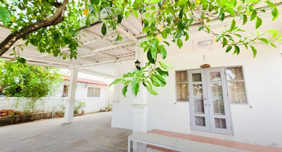 Haus zum Kauf mit 4 Zimmer in Thanyaburi, Pathum Thani