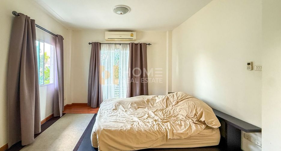 For sale 3 bedrooms house in Lat Krabang, Bangkok