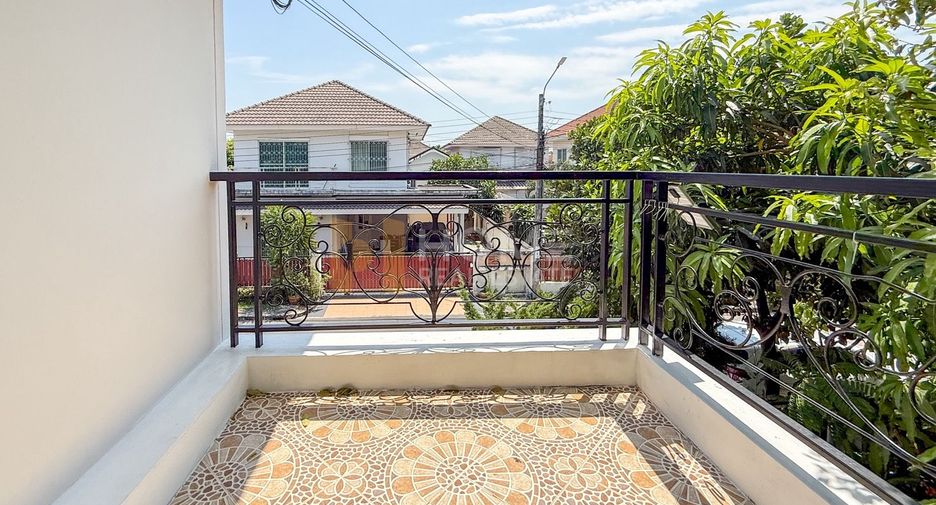 For sale 3 bedrooms house in Min Buri, Bangkok