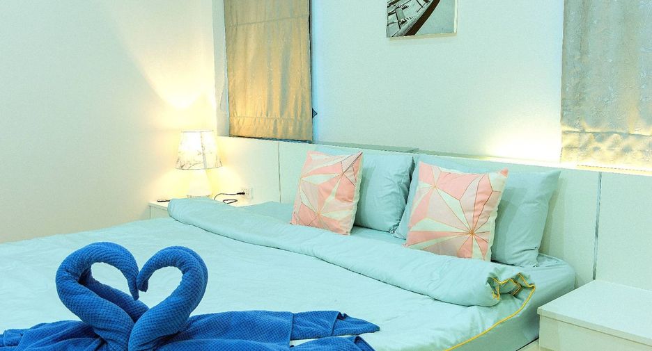 For rent 4 bedrooms villa in East Pattaya, Pattaya