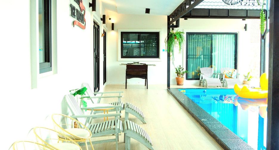 For rent 4 bedrooms villa in East Pattaya, Pattaya