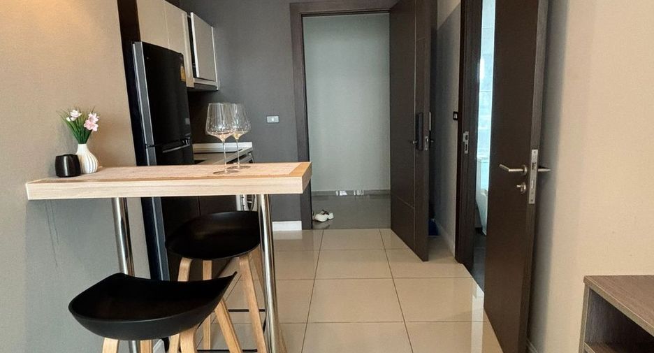Wohnung zur Miete mit 1 Zimmer in Bang Lamung, Chonburi