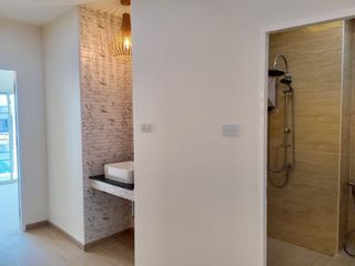Продажа 3 спальни дом в Самуи, Сураттани