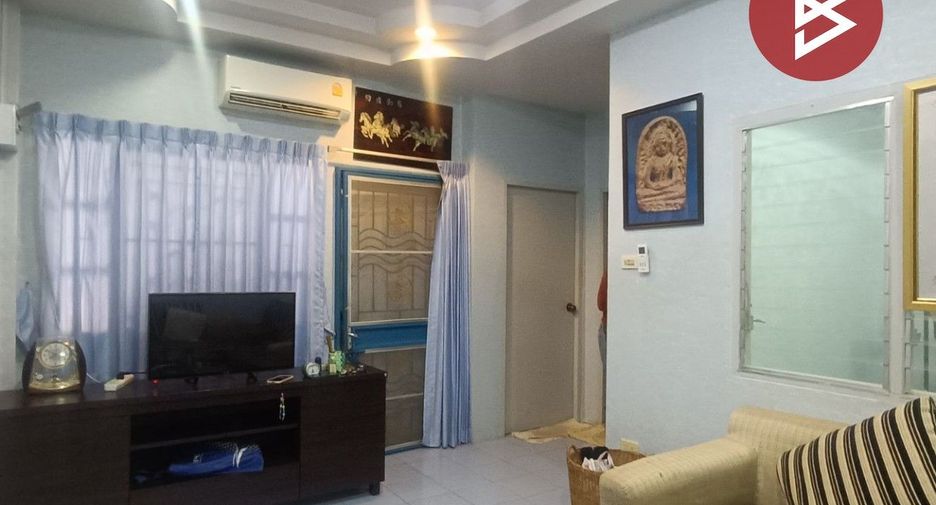 Casa adosada en venta de 2 habitaciones en Phra Samut Chedi, Samut Prakan