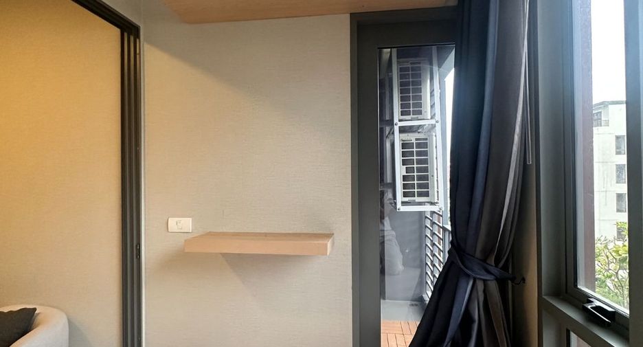 For rent 1 bed condo in Watthana, Bangkok