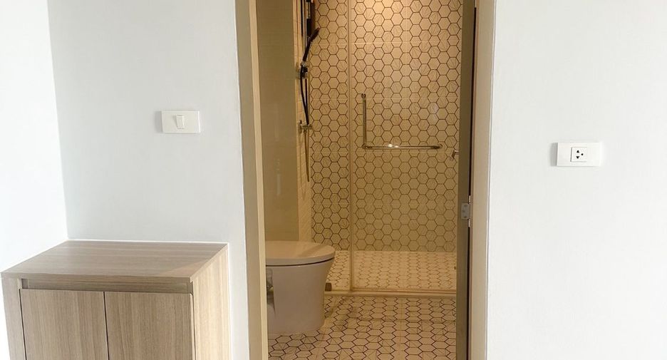 Wohnung zur Miete mit 1 Zimmer in Chom Thong, Bangkok
