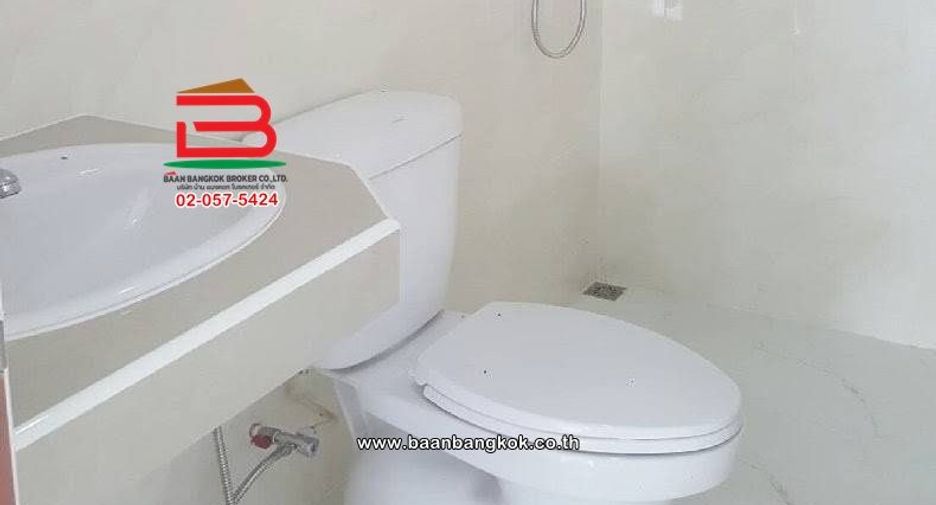 À vendre 3 chambres maison à Ban Chang, Rayong