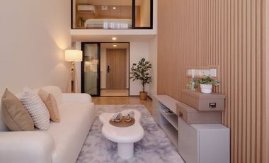 Condo en alquiler de 2 habitaciones en Huai Khwang, Bangkok